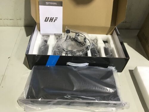 Tbaxo T-8400 Wireless Microphone System - Lot 24