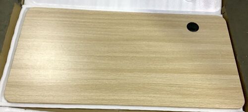 Desktop - Light Wood Grain - Lot 906