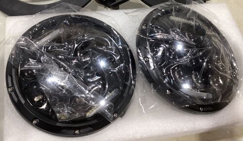 7" Headlights for 1997-2017 Jeep Wrangler - Lot 124