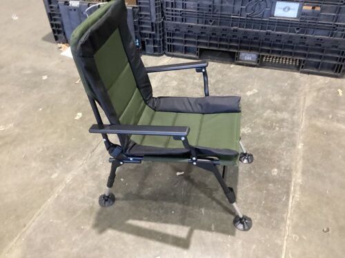 Adjustable Foldable Armchair  - Lot 633