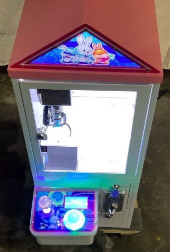 Miniature Claw Machine - Damaged - Lot 55