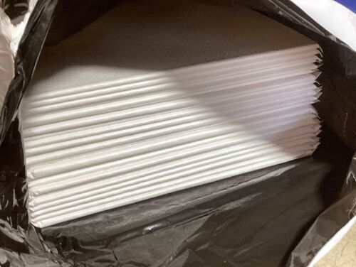 Lot of Shipping Envelopes with Inner Bubble Wrap - Lot 548