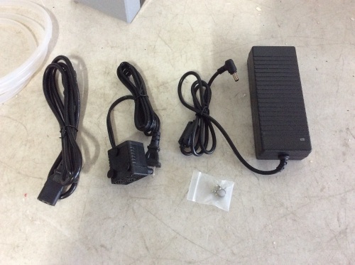20L 100-240V Fish Tank Water Cooling Heating Machine - Appears New, Untested  - Lot 312
