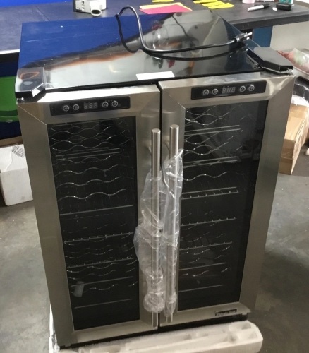 Magic Chef Wine Cooler - Appears New with Cosmetic Damage, Tested/Works - Lot 138