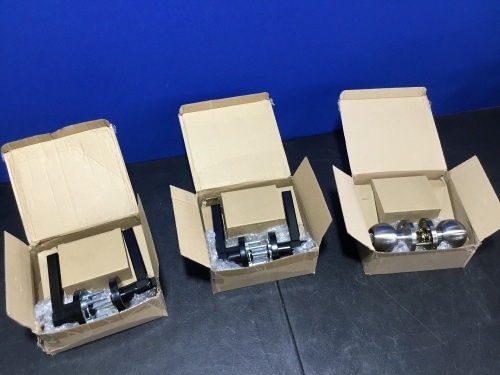 Brotima Keyed Alike Entry Lever Door Handles and Single Cylinder Deadbolt Lock and Key Round Lever Handle Combination Set - Appears New - Lot 1134