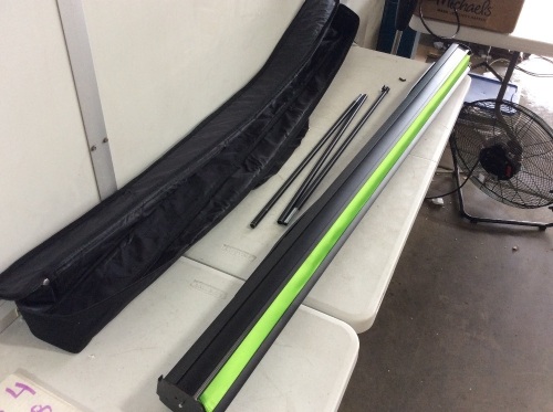 Collapsible Green Screen - Unknown Condition  - Lot 821