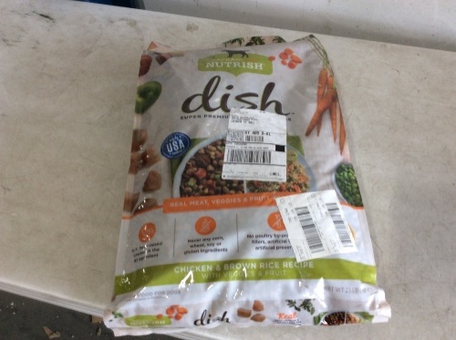 Rachael Ray Nutrish Dish Natural Dry Dog Food, Chicken & Brown Rice Recipe with Veggies & Fruit, 23 lb - Appears New  - Lot 195
