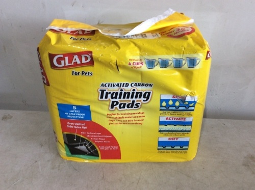 Glad for Pets Activated Carbon Potty Training Pads - Appear New - Lot 263