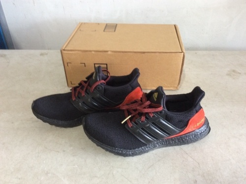 Adidas Running Ultraboost DNA Core Black, Mens 8.5 - Appear New - Lot 112