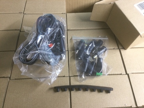 Case of (80) Belker 30W 3-12V Universal Adapters - New - Lot 421