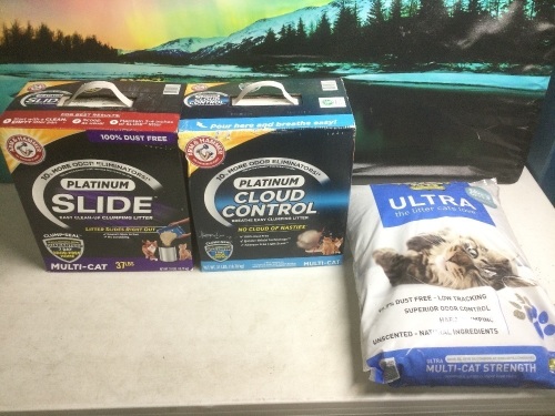 Lot of (2) Arm & Hammer & (1) Dr. Elsey's Cat Litter - Appear New - Lot 943