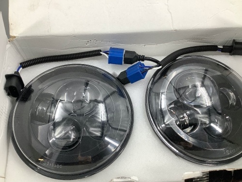 LED Headlights High Low Projector Beam for Jeep Wrangler JK TJ LJ, Pair, 7in, Untested, Box Damaged, E-Commerce Return/Appears New - Lot 276