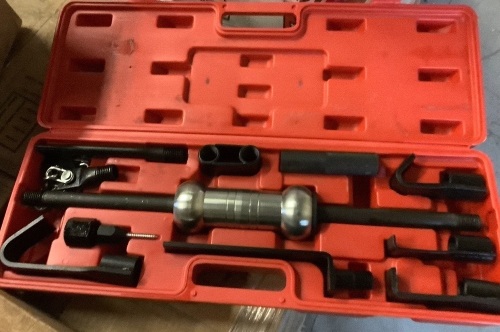 Dent Puller Slide Hammer Auto Body Truck Repair Tool, E-Commerce Return - Lot 320