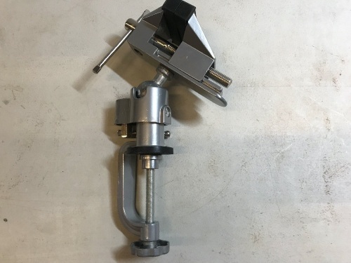 360 Degree Jewelry Bench Clamp Rotary Vise - Lot 486