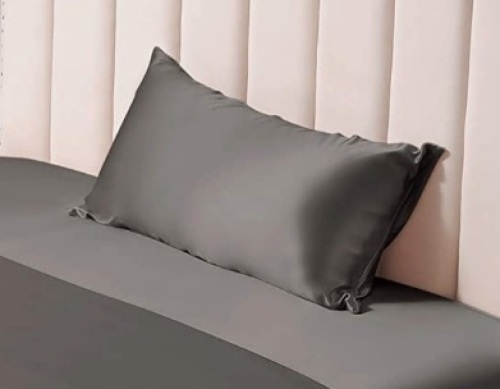 THXSILK Fitted Sheet, 2 Pillow Cases w/ Zipper, Charcoal, King - Lot 225