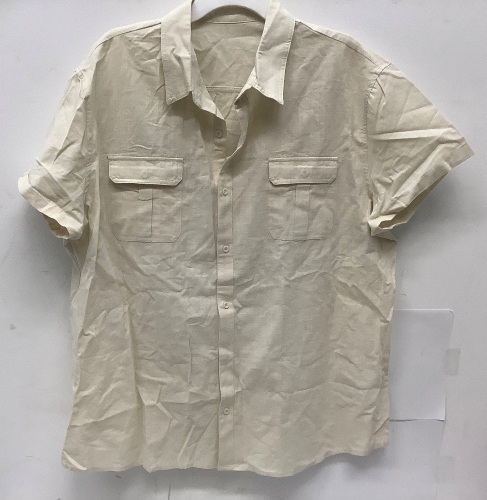 Short Sleeve Button Down Shirt, XXL, E-Comm Return - Lot 127