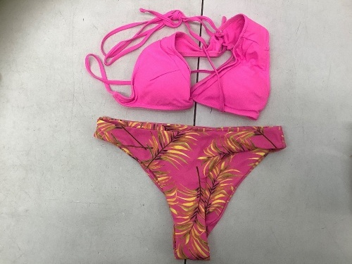 Womens 2pc Swimsuit, M, Appears New - Lot 137