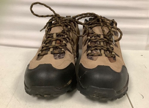 Mens Hiking Shoes - Lot 152