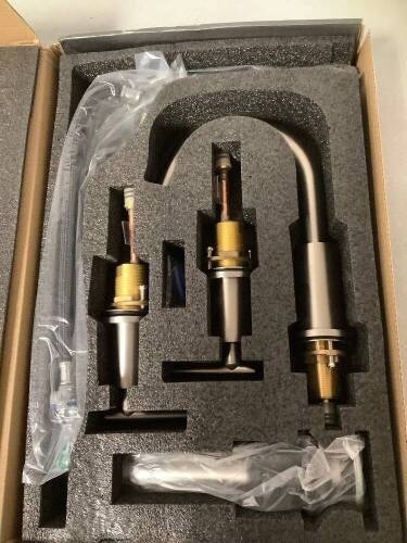 2-Handle 3 Hole Widespread Bathroom Sink Faucet w/ Pop-Up Drain - Lot 187