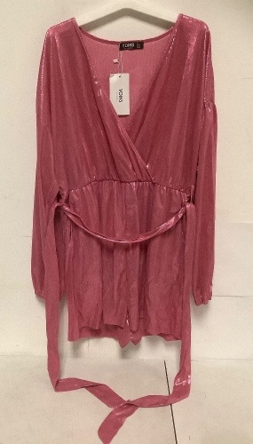 Womens Long Sleeve Shirt, XL, New - Lot 272