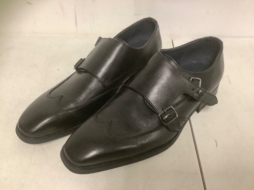 La Milano Mens Dress Shoes, 8.5, Appears new - Lot 312