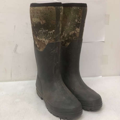 Mens Rubber Boots, Size 7 - Tear in Rubber - Lot 336