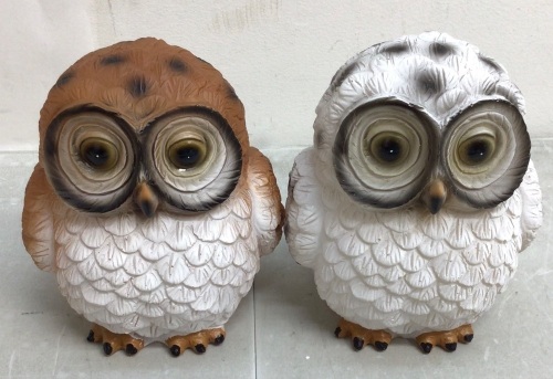 Lot of (2) Solar Owls Garden Lights - Lot 379