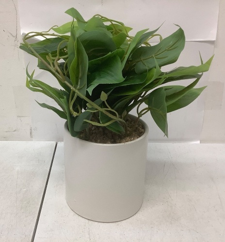 Faux Plant - Lot 535