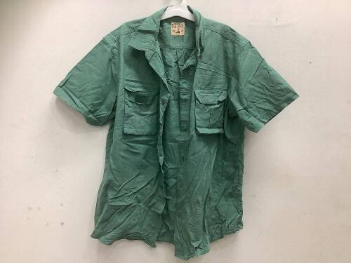 Red Head, Men's Short Sleeve Button Up Shirt, Green, XL, Washed & Worn - Lot 185