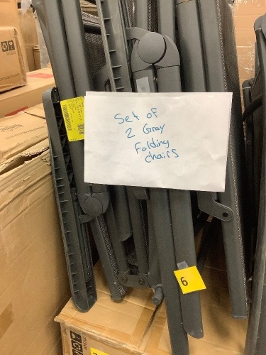 Set of 2 Gray Folding Chairs - Lot 6