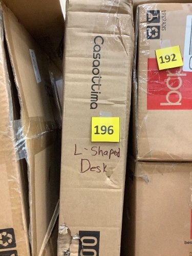 L Shaped Desk - Lot 196