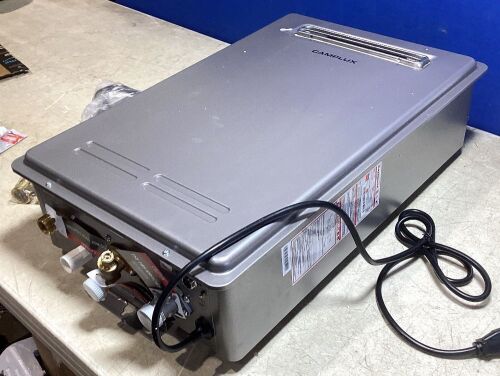 Camplux Water Heater - Lot 43