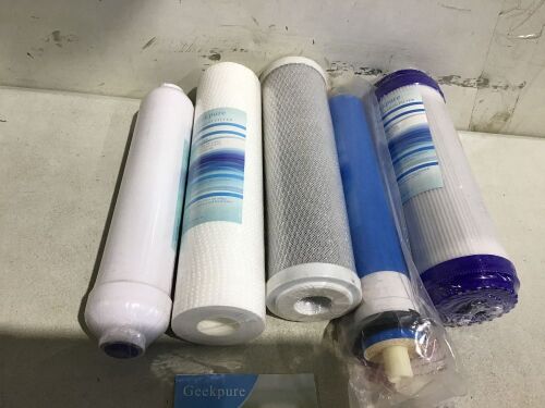 Reverse Osmosis Water Filtration System - Lot 464