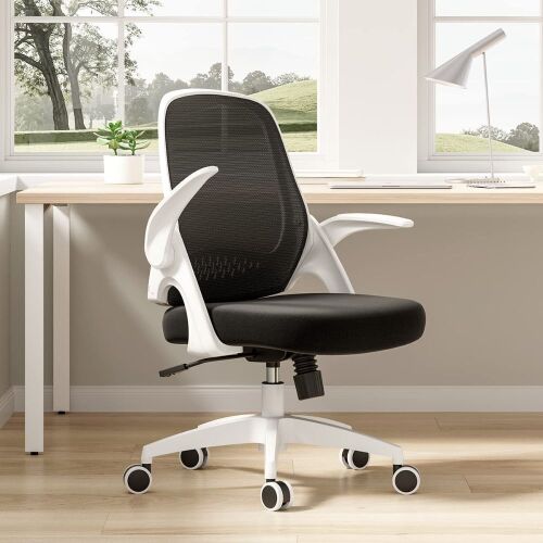 Office Chair - White - Lot 230