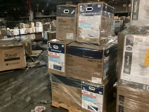 Pallet of Toilets - Items May Be Incomplete or Damaged - Lot 439