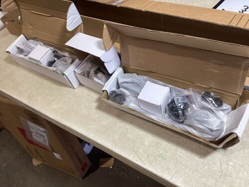 Winsoon Barn Door Hardware Set - Lot 456