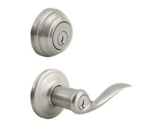 Kwikset Tustin Entry Lever and Deadbolt Set - Lot 246