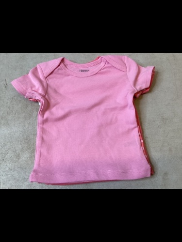 Lot of 36 Packs, 4 Pack Hanes Short Sleeve Crew Tees T Shirt Set, Pink/Pink Stripe, 18-24 Months - Lot 106