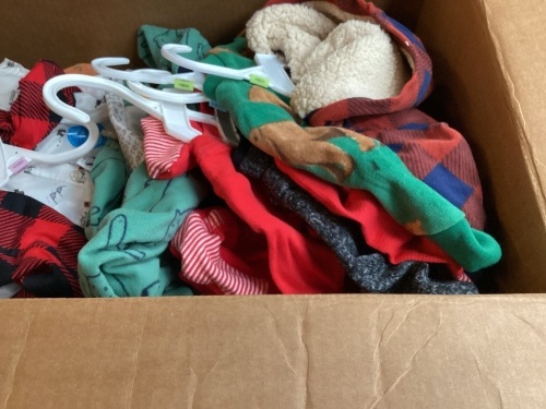 Lot of Baby Clothes, Miscellaneous Styles/Sizes, Newborn - 12 Months - Lot 282