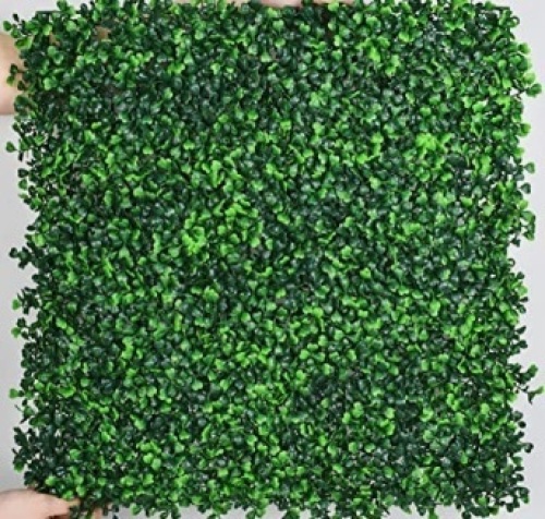 10 Squares Faux Clover Greenery Backdrop Panels - Lot 490