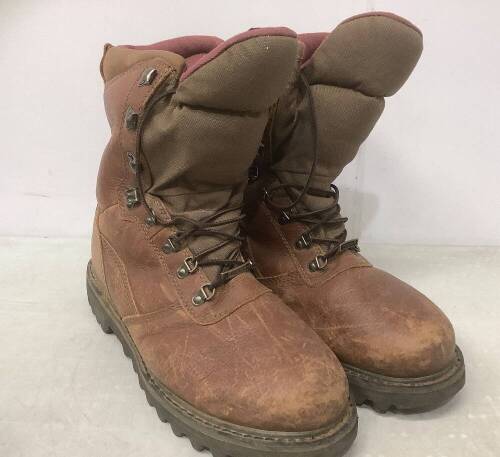 Mens Iron Ridge Isulated Hunting Boots, Size 13EE - Lot 25
