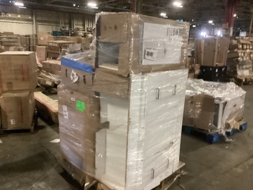 Pallet of Uninspected Bathroom Vanities - Lot 560