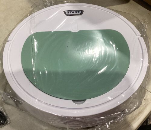 Robot Vacuum Sweeper - Lot 744