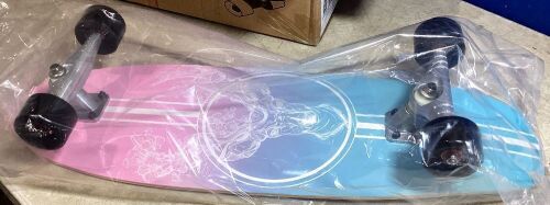 Skateboard - Lot 481