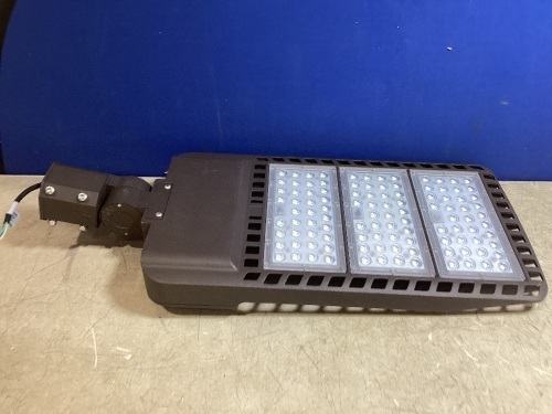 LED Street Lamp  - Lot 507