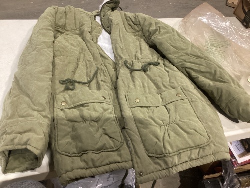 Green Coat, 2XL  - Lot 789