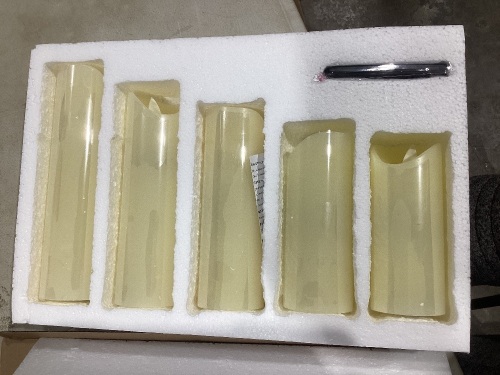 Flameless LED Flickering Pillar Candles - Lot 1060
