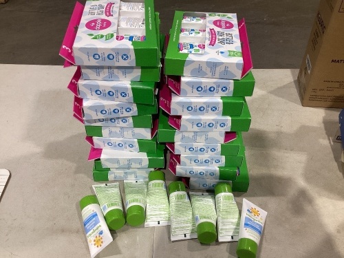 Lot of Dapple Baby Bottle & Dish Soap Sets & Babyganics Sunscreen  - Lot 837