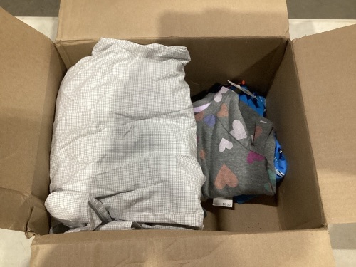 Lot of Clothing, Various Sizes  - Lot 602