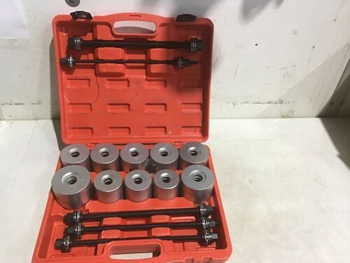 WINTOOLS Universal Press & Pull Sleeve Kit Bush Bearing Removal Insertion Tool Set  - Lot 149